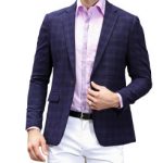 Trajes de verano elegante, americana azul, camisa rosa