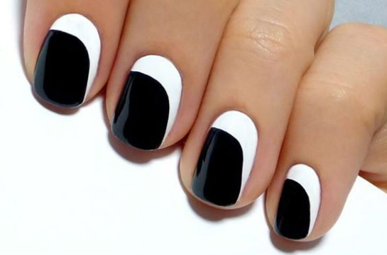 Uñas decoradas blanco y negro